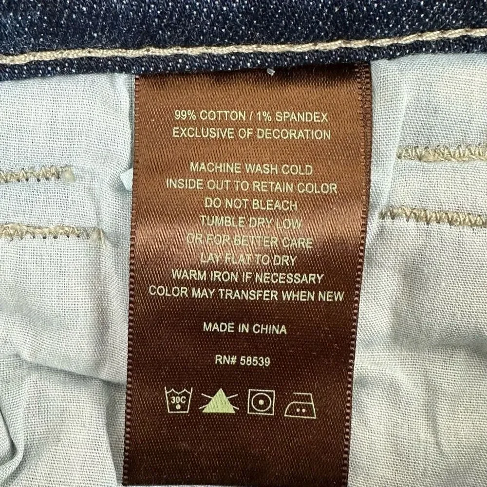 Kut From The Cloth Women's 6 Natalie Long Bermuda Shorts Blue Denim Flap Pockets